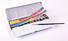 Sada akvarelových barev v plechové krabičce 24ks